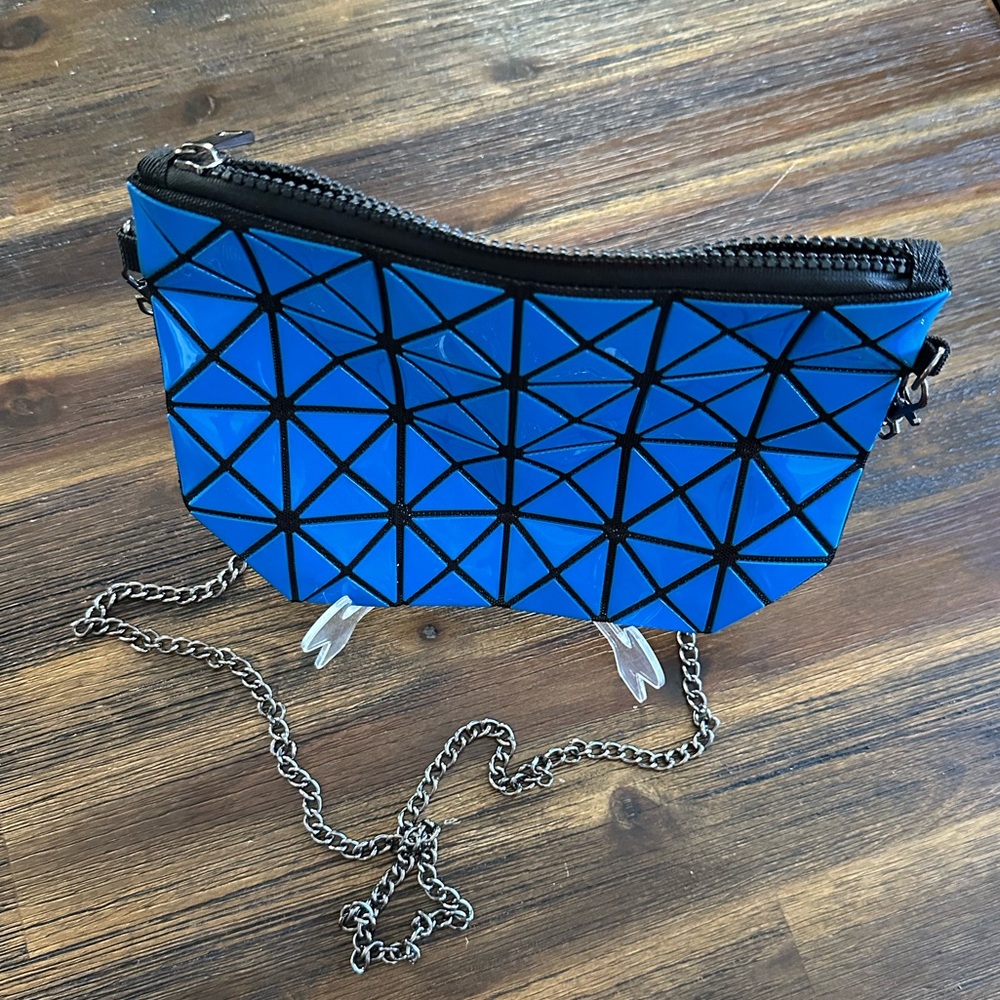 Electric Blue Geometric/Prism Pattern Crossbody B… - image 4